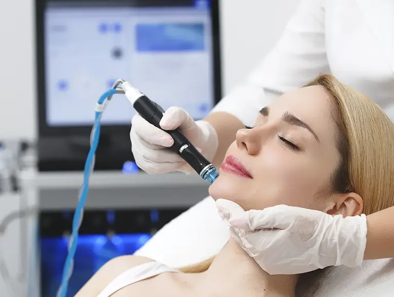 Deluxe HydraFacial